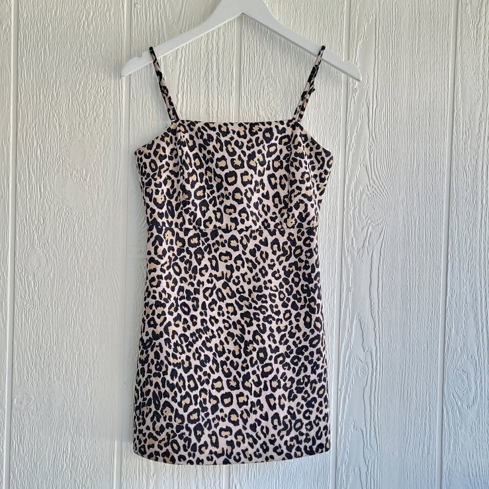 Pull&Bear Cheetah Mini Dress‎